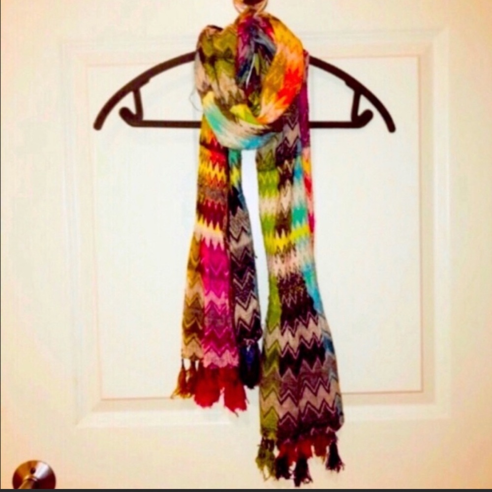 LUCKY BRAND MISSONI STYLE SCARF